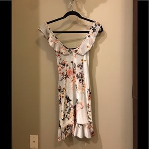 PrettyLittleThing floral velvet midi dress